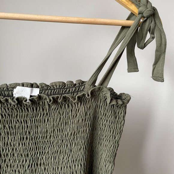 H&M Khaki Green Camisole Top with Smocking - Picture 4 of 8